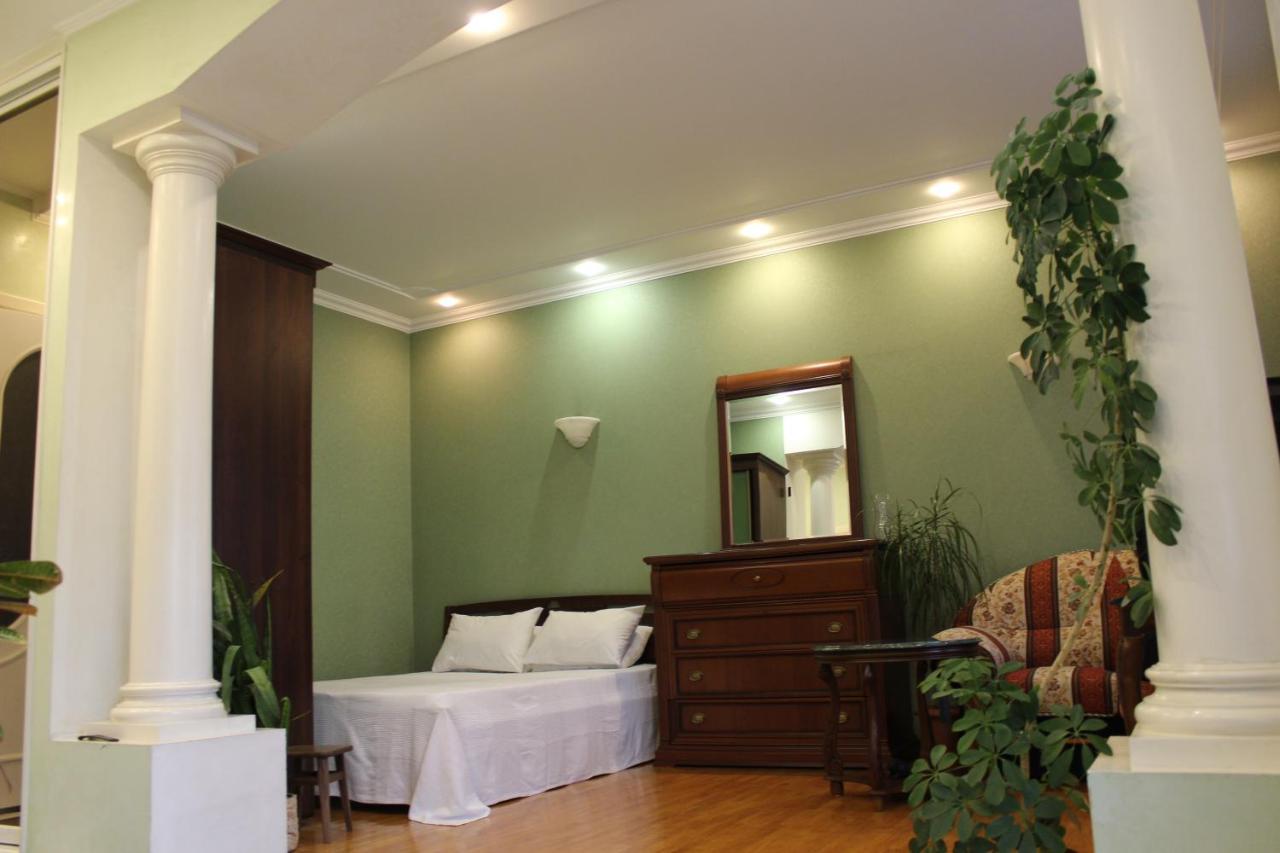 Центр Печерск Метро Зверинецкая, Печерская Apartamento Kiev Exterior foto