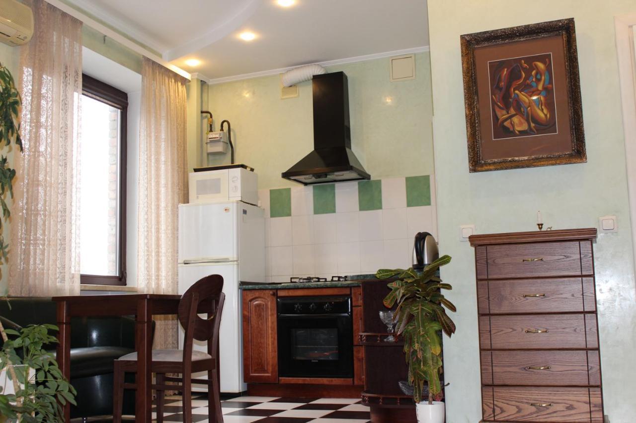 Центр Печерск Метро Зверинецкая, Печерская Apartamento Kiev Exterior foto